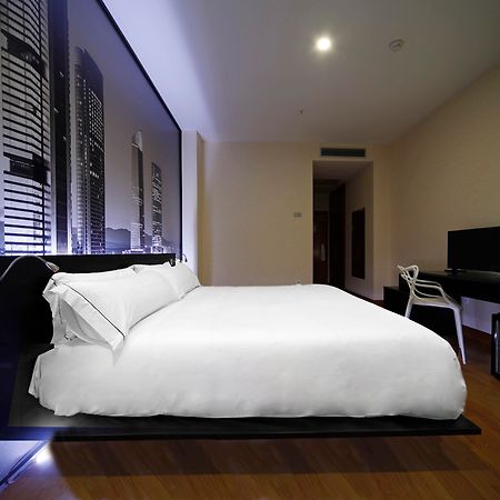 B&B Hotel Madrid Aeropuerto T4 San Sebastián de los Reyes Εξωτερικό φωτογραφία