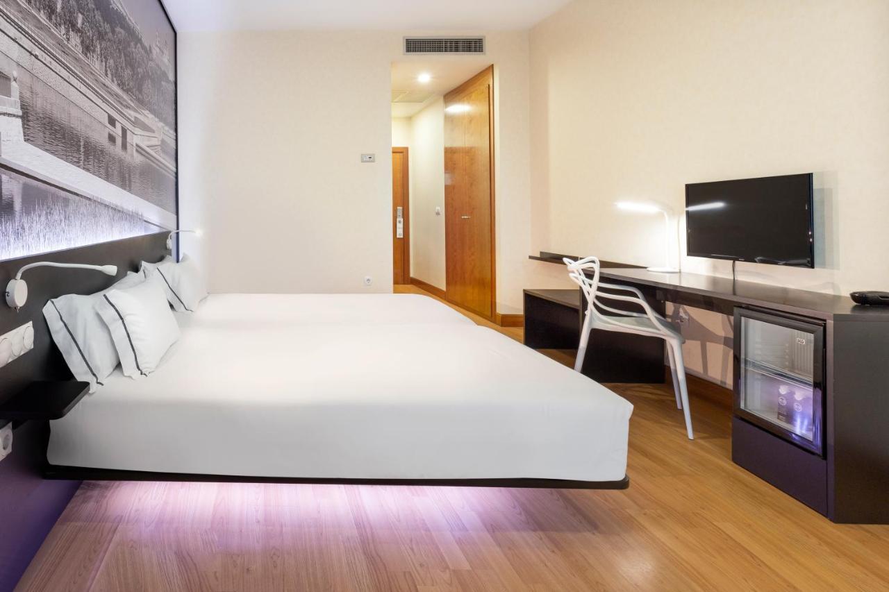B&B Hotel Madrid Aeropuerto T4 San Sebastián de los Reyes Εξωτερικό φωτογραφία