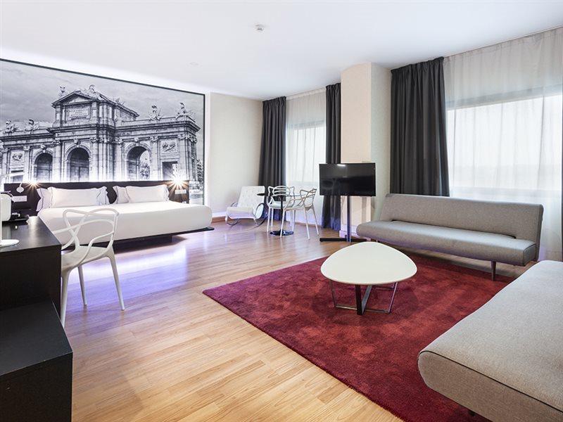 B&B Hotel Madrid Aeropuerto T4 San Sebastián de los Reyes Εξωτερικό φωτογραφία