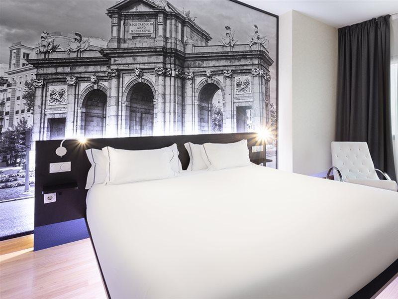 B&B Hotel Madrid Aeropuerto T4 San Sebastián de los Reyes Εξωτερικό φωτογραφία