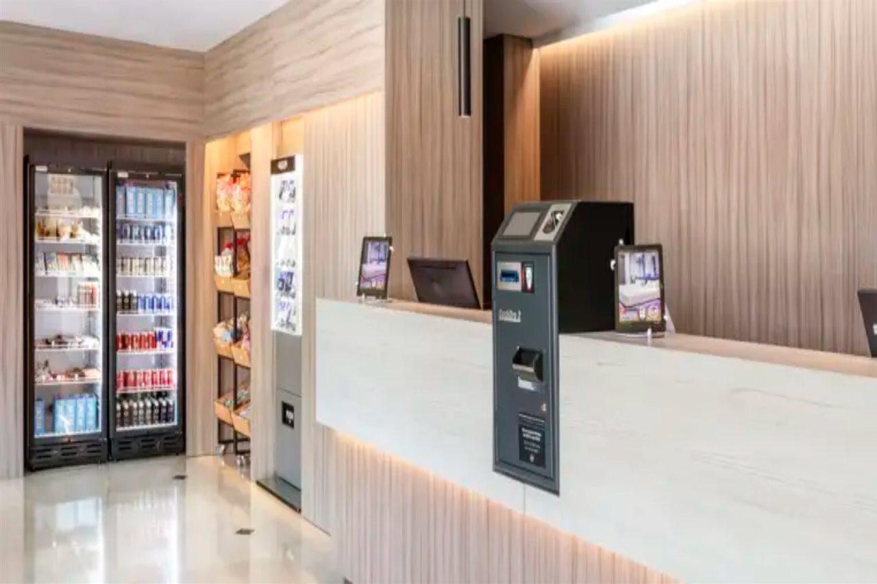 B&B Hotel Madrid Aeropuerto T4 San Sebastián de los Reyes Εξωτερικό φωτογραφία